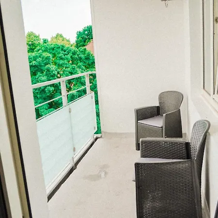 Apartment Bege Remote Base *