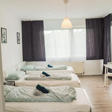 Bege Remote Base Apartment Duisburg