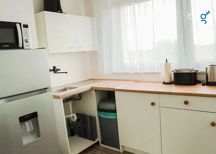 Bege Remote Base Lejlighed