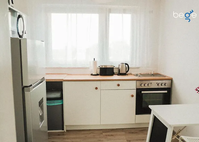 Bege Remote Base Lejlighed